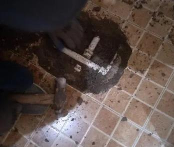 郑州卫生间漏水维修公司为您分享下卫生间渗水如何处理及注意事项